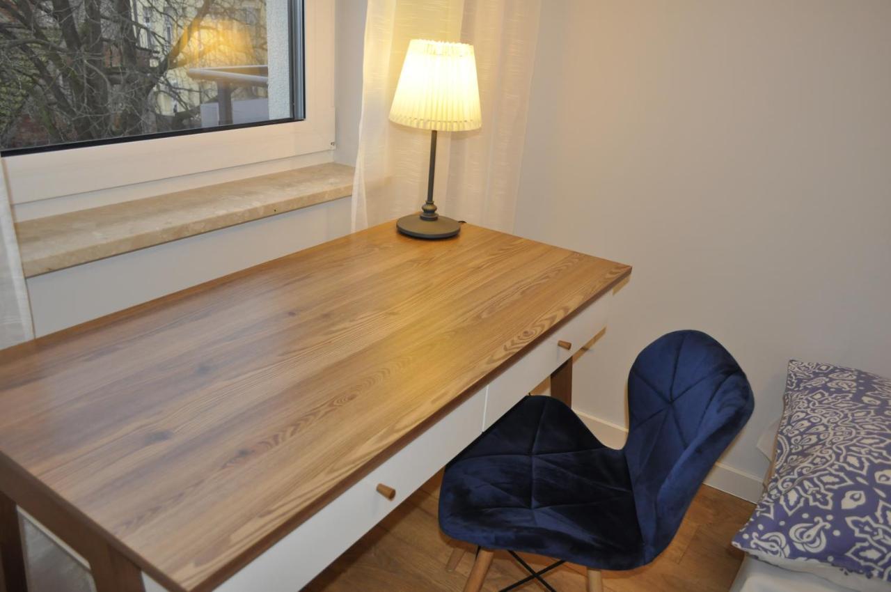 Apartament W Centrum Zielona Góra Buitenkant foto