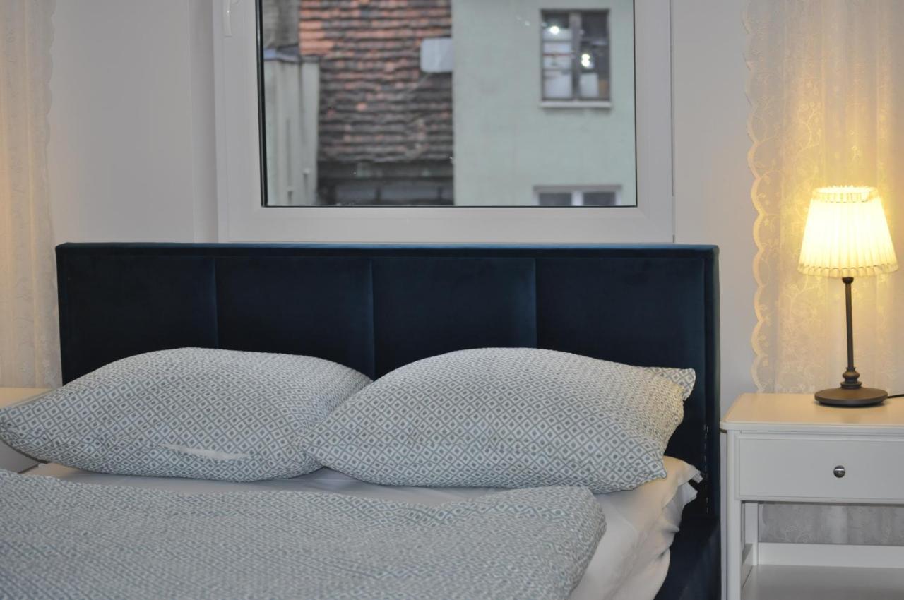 Apartament W Centrum Zielona Góra Buitenkant foto
