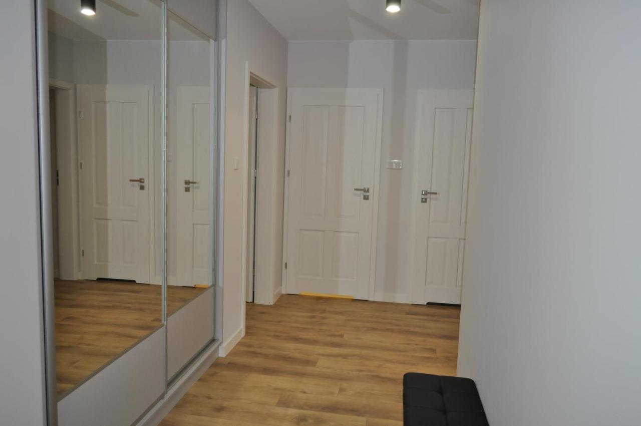 Apartament W Centrum Zielona Góra Buitenkant foto